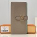 Louis Vuitton LV Vertical Wallet In Taurillon Leather M81367 Louis Vuitton LV Vertical Wallet In Taurillon Leather M81367