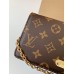 Louis Vuitton Wallet on Chain Iily in Monogram Canvas M82509 Louis Vuitton Wallet on Chain Iily in Monogram Canvas M82509