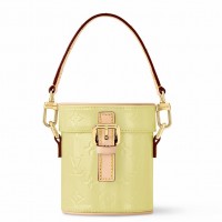 Louis Vuitton Astor Bag in Monogram Vernis Leather M24099