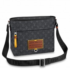 Louis Vuitton Besace Zippee Bag In Monogram Eclipse Canvas M45214 Louis Vuitton Besace Zippee Bag In Monogram Eclipse Canvas M45214
