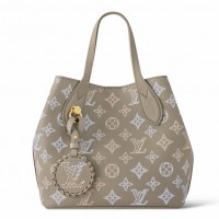 Louis Vuitton Blossom PM Bag in Mahina Leather M23758 Louis Vuitton Blossom PM Bag in Mahina Leather M23758