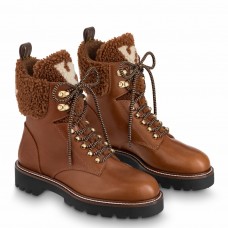 Louis Vuitton Brown Territory Flat Ranger Boots with Shearling Louis Vuitton Brown Territory Flat Ranger Boots with Shearling