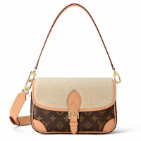 Louis Vuitton Diane Bag In Monogram Canvas with Shearling M46317