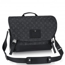Louis Vuitton Messenger MM Voyager Bag In Monogram Eclipse Canvas M40510 Louis Vuitton Messenger MM Voyager Bag In Monogram Eclipse Canvas M40510