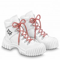 Louis Vuitton Ruby Flat Ranger Boots In White Leather