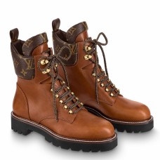 Louis Vuitton Territory Flat Ranger Boots In Brown Calfskin Louis Vuitton Territory Flat Ranger Boots In Brown Calfskin